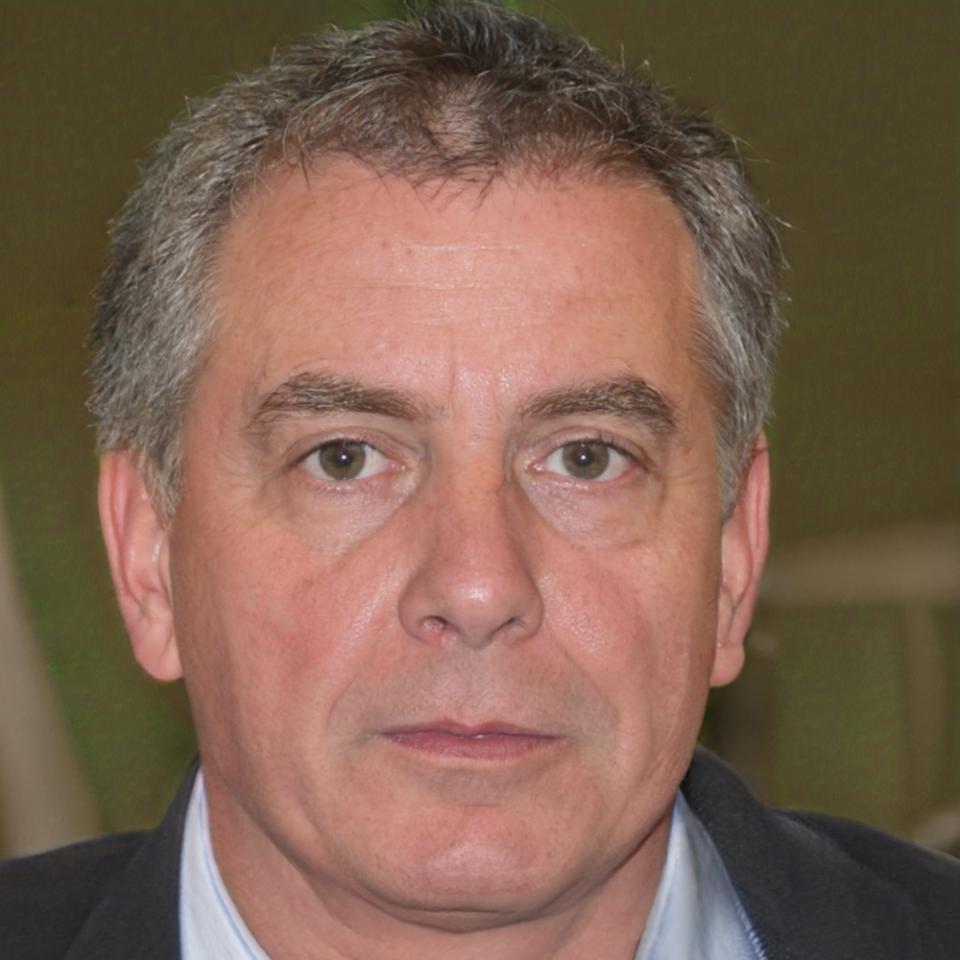 Evaristo Mendoza, Director de Metodología Financiera